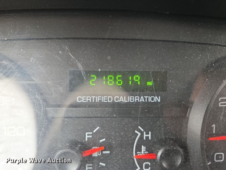 image for item EQ6973 2009 Ford  Crown Victoria Police Interceptor 