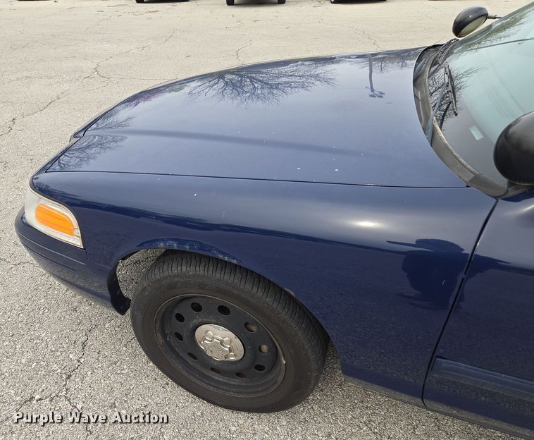 image for item EQ6974 2009 Ford Crown Victoria Police Interceptor 