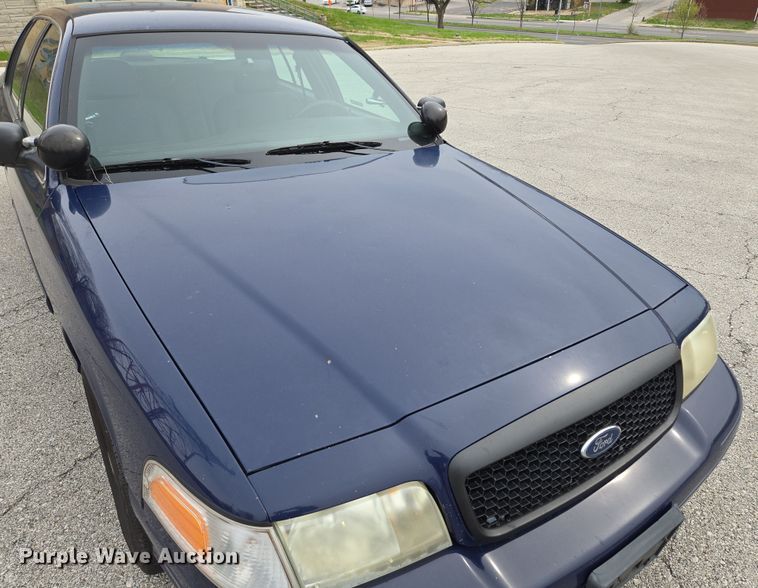 image for item EQ6974 2009 Ford Crown Victoria Police Interceptor 