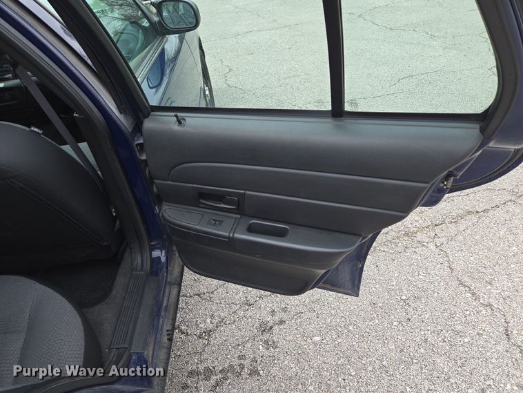 image for item EQ6974 2009 Ford Crown Victoria Police Interceptor 