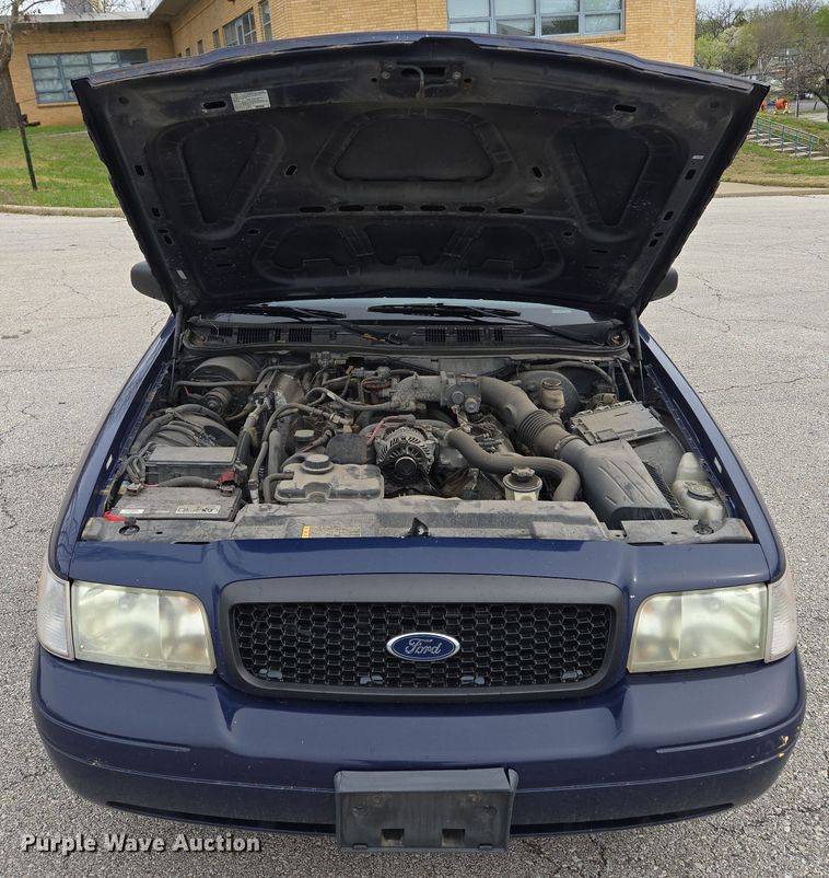 image for item EQ6974 2009 Ford Crown Victoria Police Interceptor 