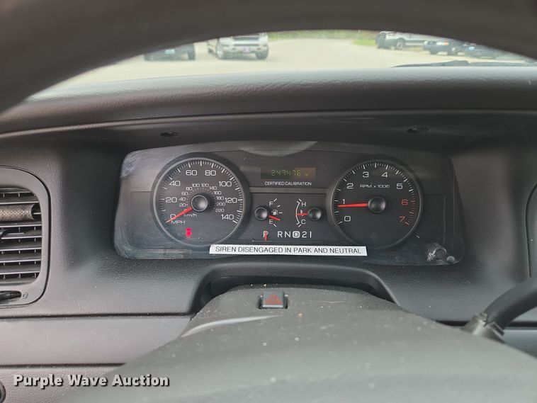 image for item EQ6974 2009 Ford Crown Victoria Police Interceptor 