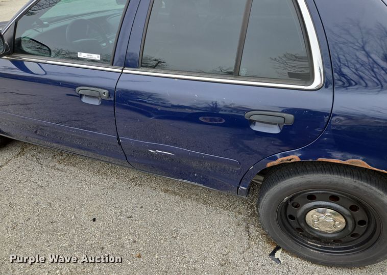 image for item EQ6975 2007 Ford  Crown Victoria Police Interceptor 