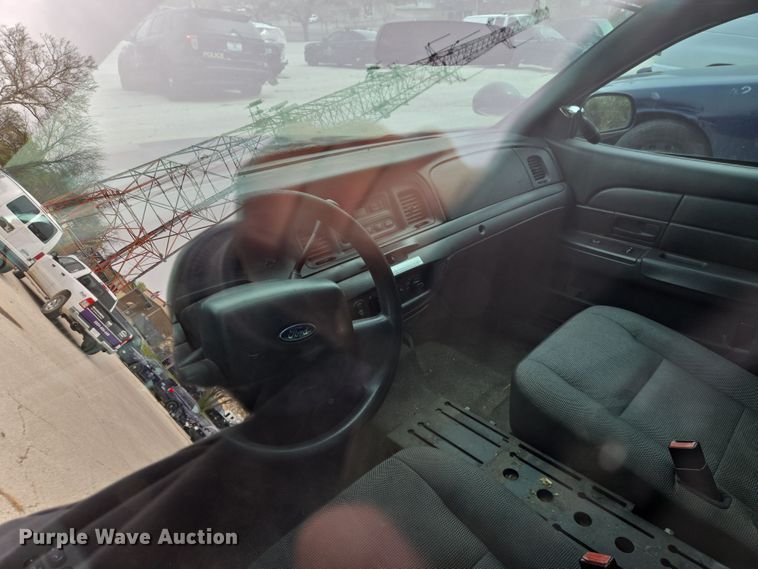 image for item EQ6975 2007 Ford  Crown Victoria Police Interceptor 
