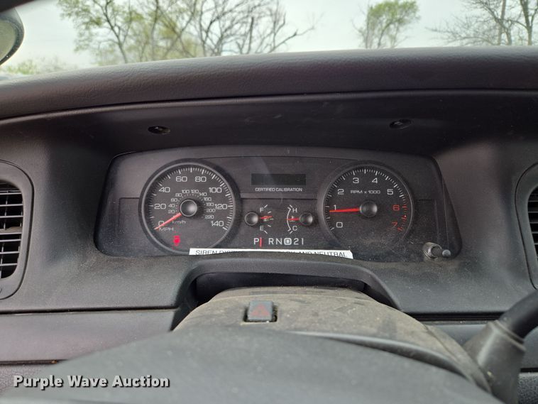 image for item EQ6976 2011 Ford  Crown Victoria Police Interceptor 