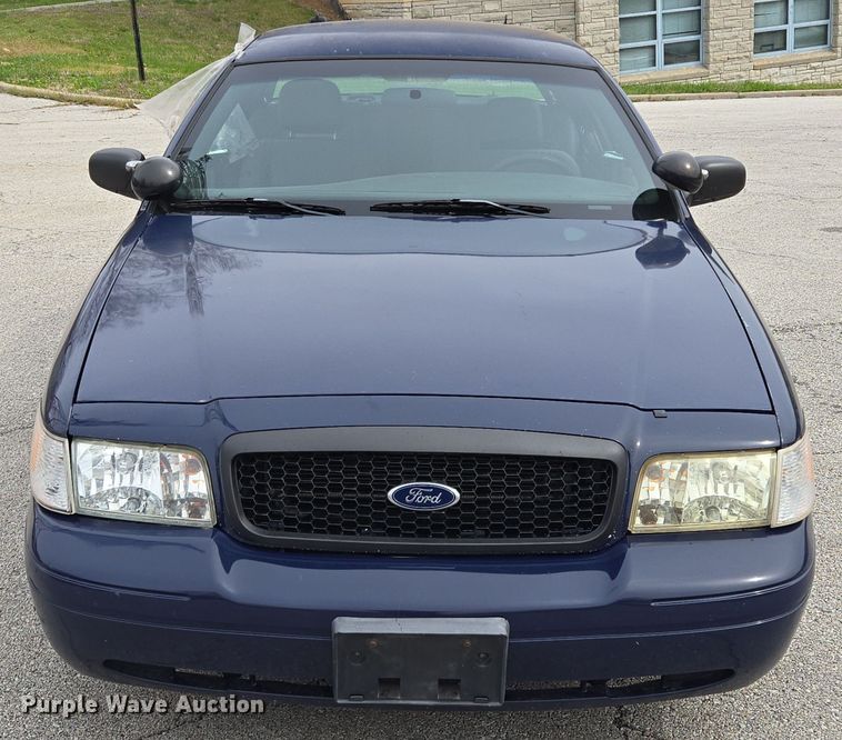 image for item EQ6977 2008 Ford  Crown Victoria Police Interceptor 