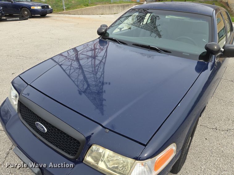 image for item EQ6977 2008 Ford  Crown Victoria Police Interceptor 