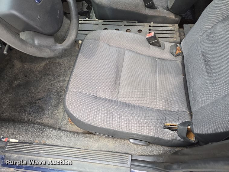 image for item EQ6977 2008 Ford  Crown Victoria Police Interceptor 