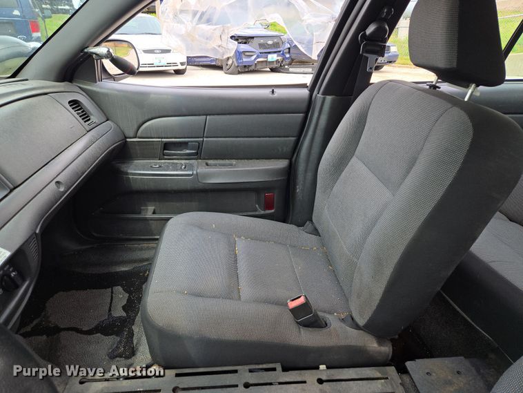image for item EQ6977 2008 Ford  Crown Victoria Police Interceptor 