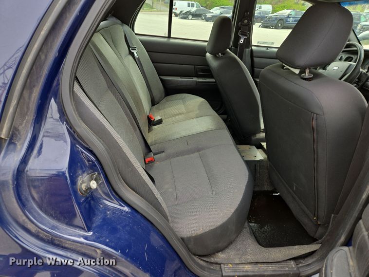 image for item EQ6977 2008 Ford  Crown Victoria Police Interceptor 