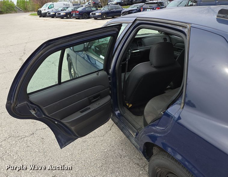 image for item EQ6977 2008 Ford  Crown Victoria Police Interceptor 