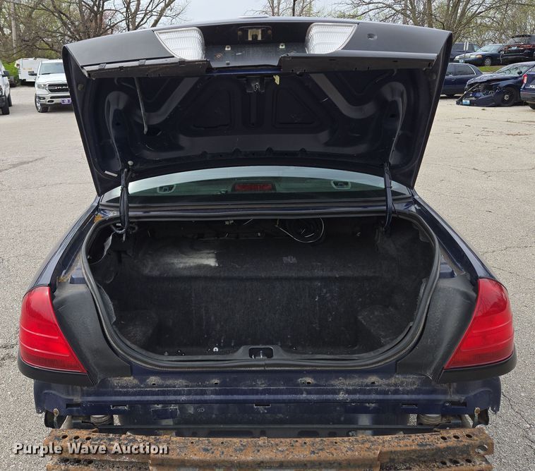 image for item EQ6977 2008 Ford  Crown Victoria Police Interceptor 