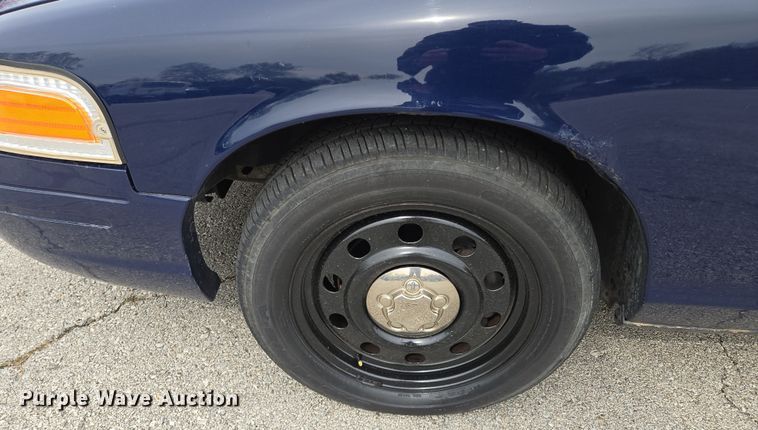 image for item EQ6977 2008 Ford  Crown Victoria Police Interceptor 