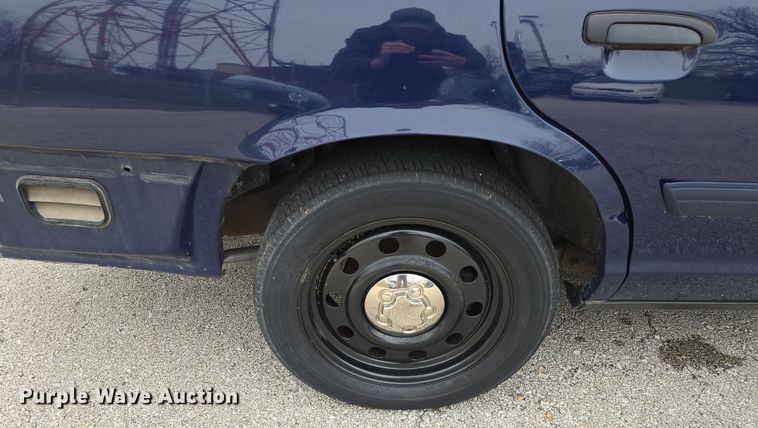 image for item EQ6977 2008 Ford  Crown Victoria Police Interceptor 