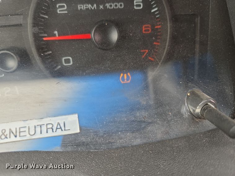 image for item EQ6977 2008 Ford  Crown Victoria Police Interceptor 