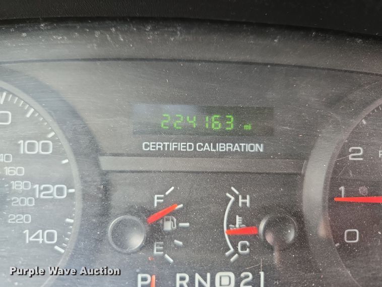 image for item EQ6977 2008 Ford  Crown Victoria Police Interceptor 