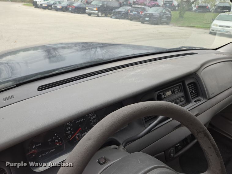 image for item EQ6978 2003 Ford Crown Victoria Police Interceptor 