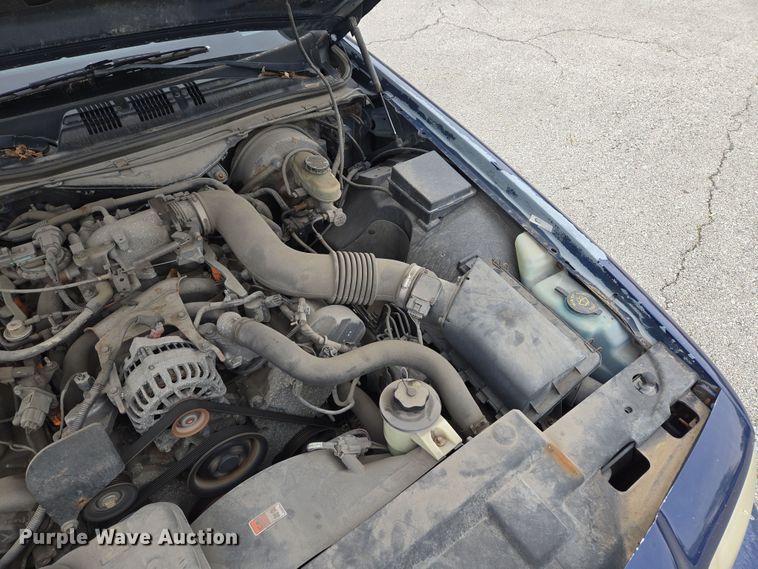 image for item EQ6978 2003 Ford Crown Victoria Police Interceptor 