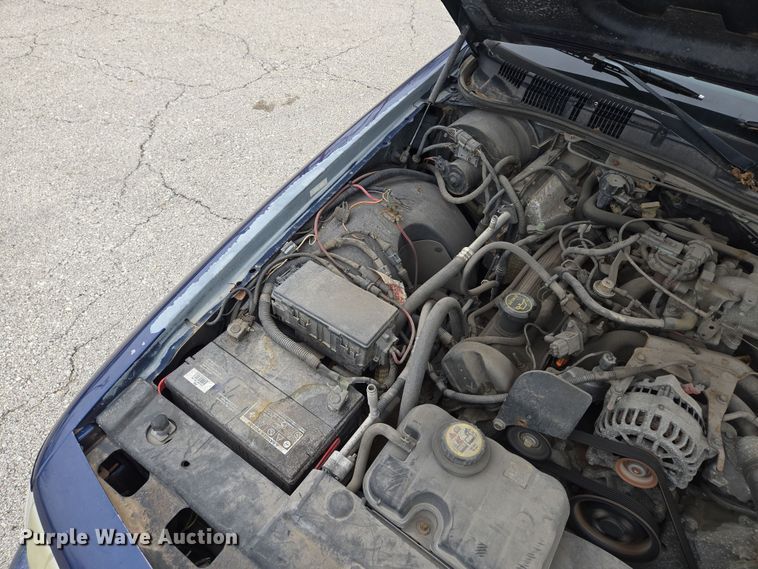 image for item EQ6978 2003 Ford Crown Victoria Police Interceptor 