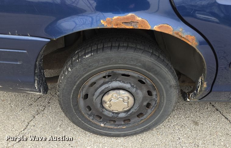 image for item EQ6978 2003 Ford Crown Victoria Police Interceptor 