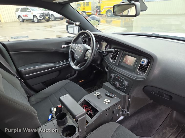image for item EQ6985 2015 Dodge Charger Police 