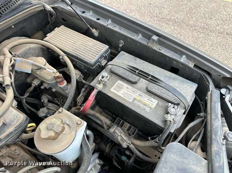 image for item ER8808 2002 Ford Explorer XLT SUV