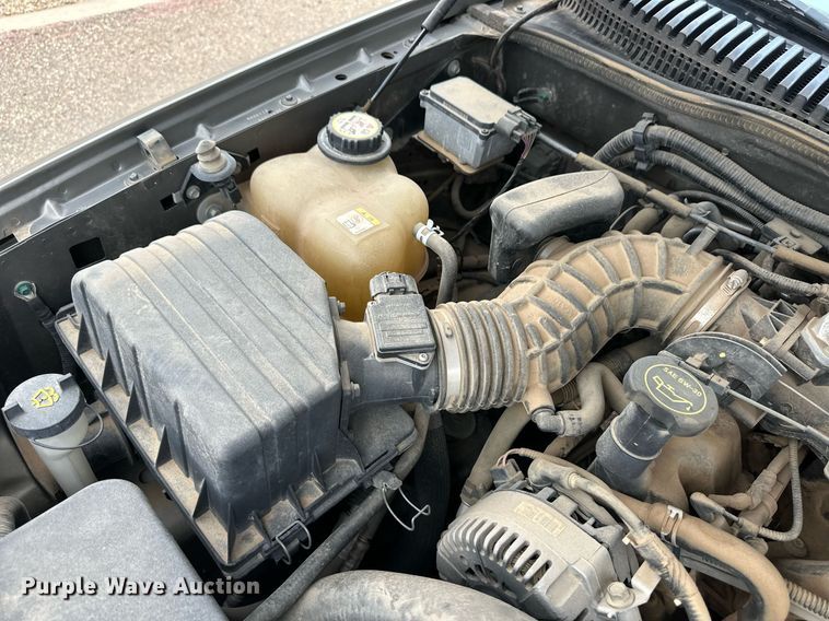 image for item ER8808 2002 Ford Explorer XLT SUV