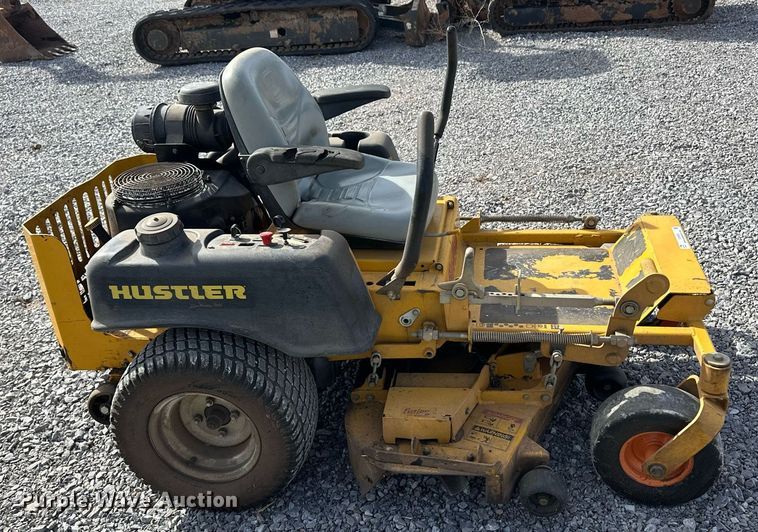 image for item ER8938 Hustler FasTrak Super Duty ZTR lawn mower