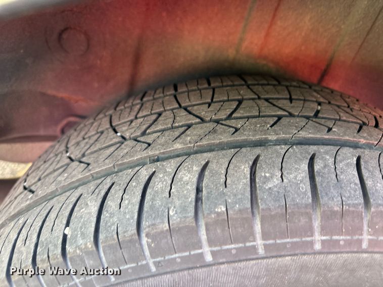 image for item ER8967 2012 Chrysler Town & Country  van