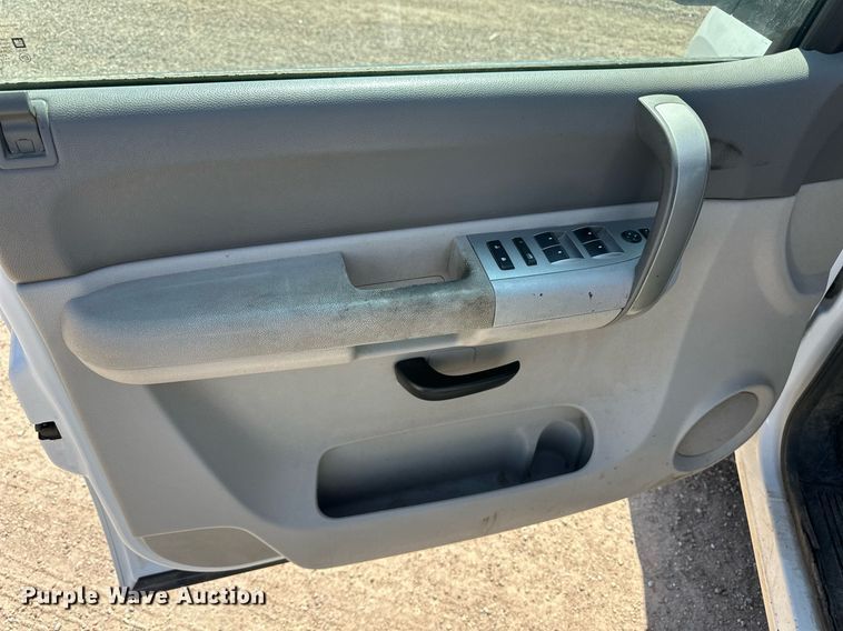 image for item ER8970 2009 GMC Sierra 1500 Crew Cab pickup truck