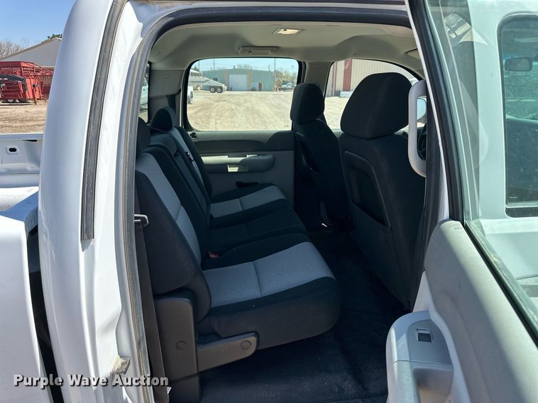 image for item ER8970 2009 GMC Sierra 1500 Crew Cab pickup truck