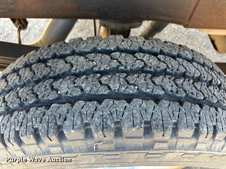 image for item ER8971 2006 GMC Sierra 2500HD pickup truck