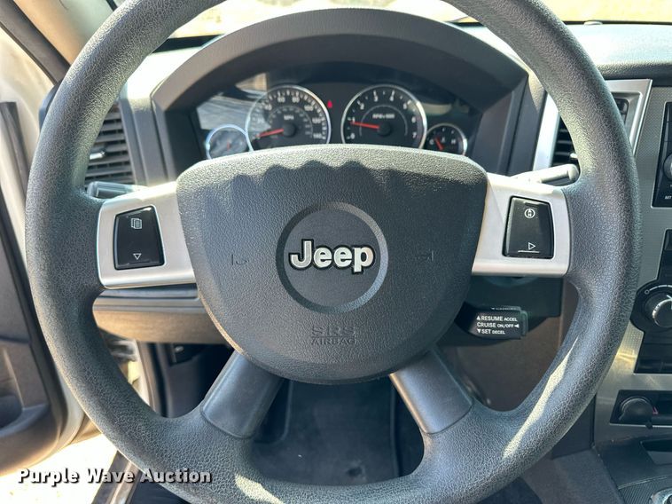 image for item ER8973 2008 Jeep Grand Cherokee Laredo SUV