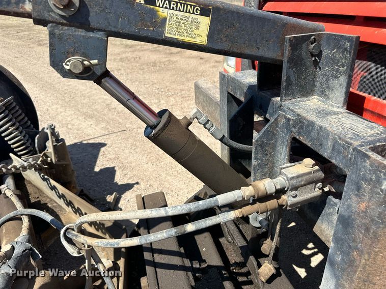 image for item ER8974 1991 International F4900 dump truck