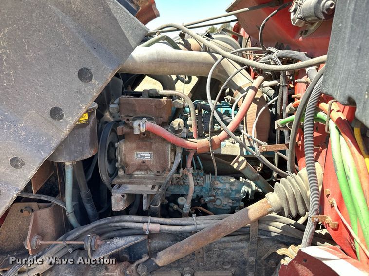 image for item ER8974 1991 International F4900 dump truck