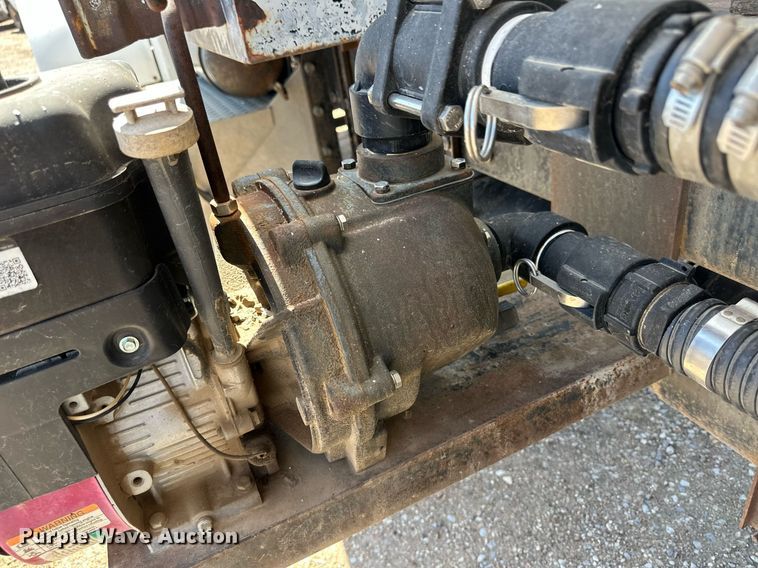 image for item ER8978 1986 Peterbilt 349 water truck