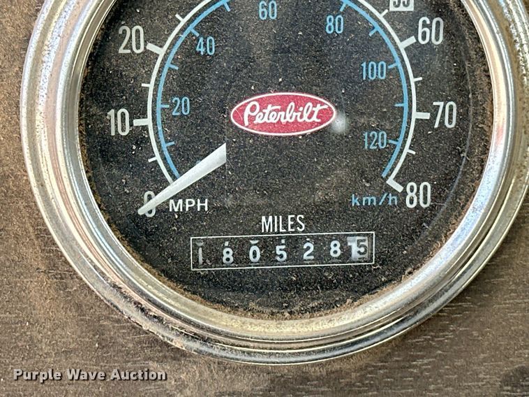 image for item ER8978 1986 Peterbilt 349 water truck