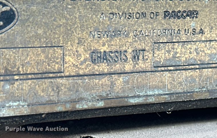 image for item ER8978 1986 Peterbilt 349 water truck