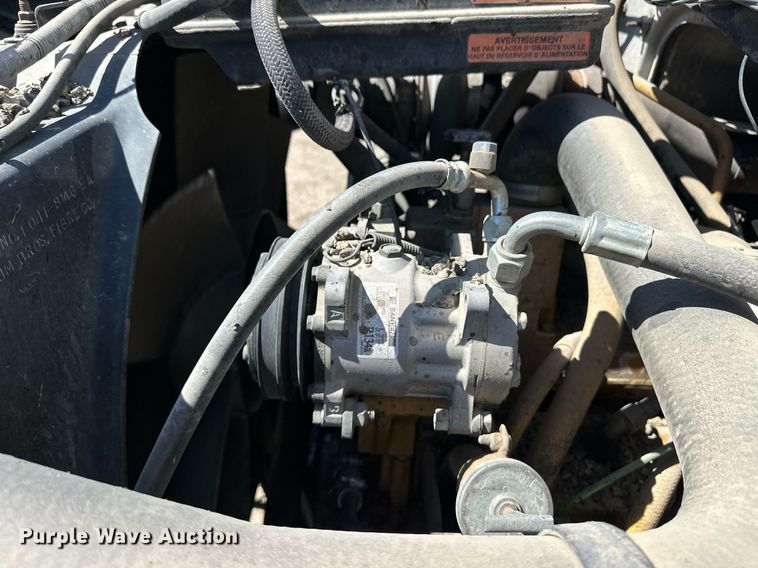 image for item ER8979 1992 Ford L9000 dump truck