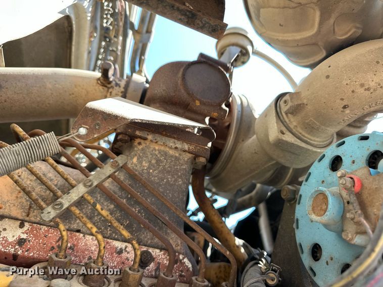 image for item ER8979 1992 Ford L9000 dump truck