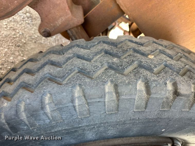 image for item ER8981 1967 Moser tank trailer