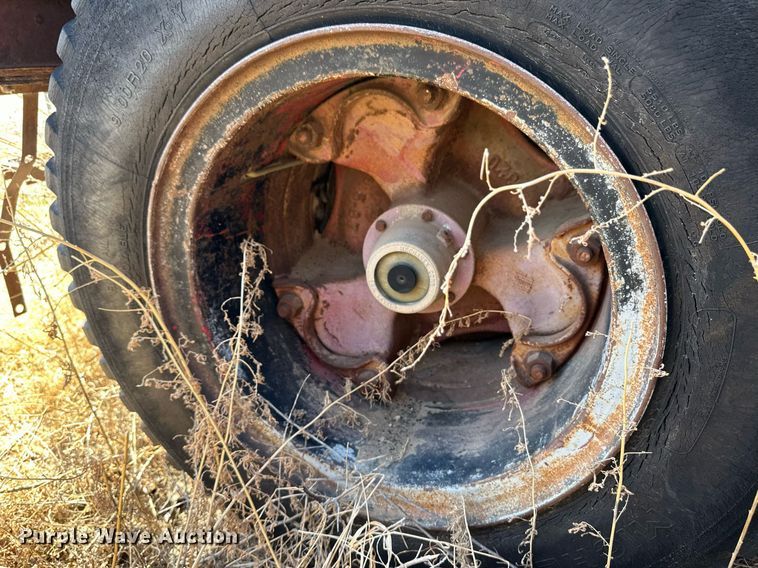 image for item ER8981 1967 Moser tank trailer