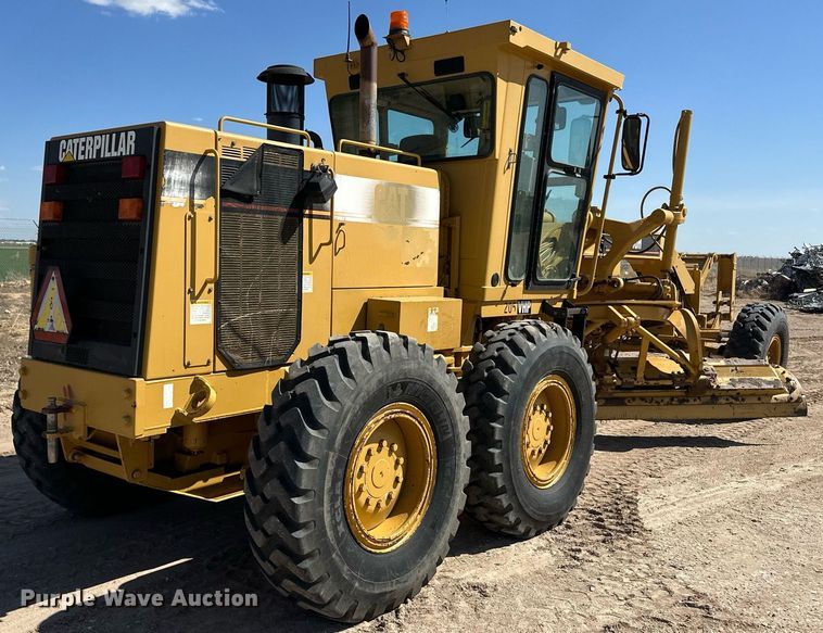 image for item ER8983 2002 Caterpillar 140H VHP motor grader