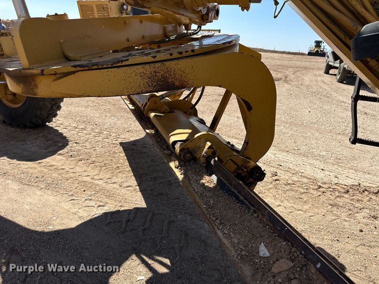 image for item ER8983 2002 Caterpillar 140H VHP motor grader