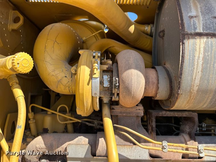 image for item ER8983 2002 Caterpillar 140H VHP motor grader