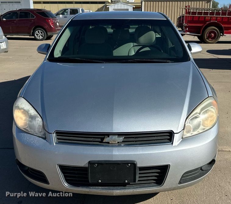 image for item ER8992 2011 Chevrolet Impala LT 