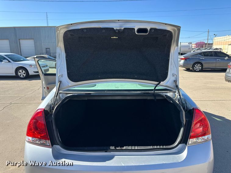 image for item ER8992 2011 Chevrolet Impala LT 