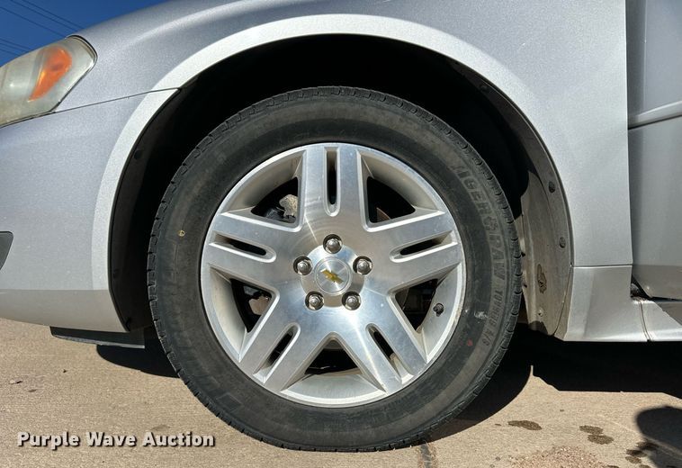 image for item ER8992 2011 Chevrolet Impala LT 