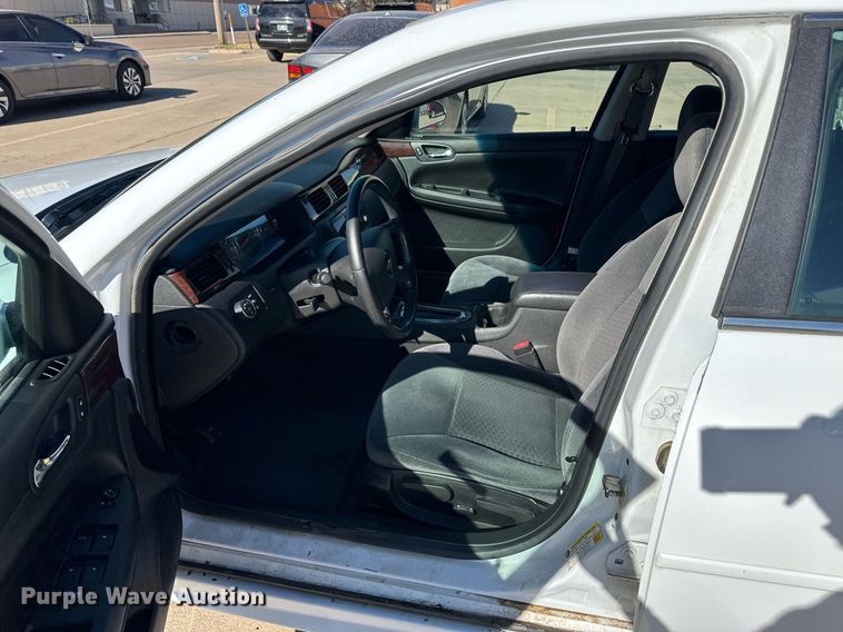 image for item ER8993 2011 Chevrolet Impala LT 