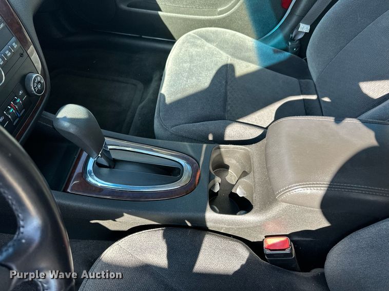 image for item ER8993 2011 Chevrolet Impala LT 